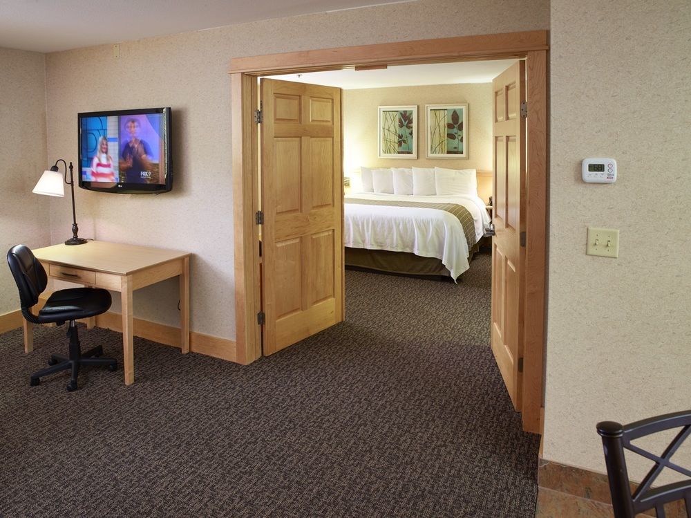 Livinn Hotel Minneapolis North / Fridley Екстериор снимка